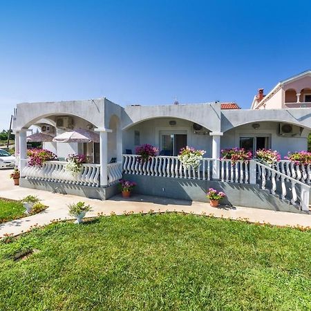 Apartments With A Parking Space Zaton, Zadar - 15000 扎顿 外观 照片