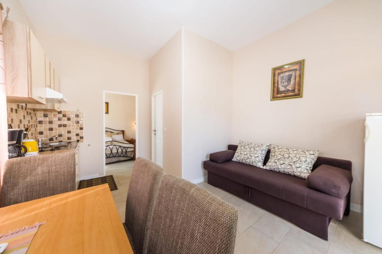 Apartments With A Parking Space Zaton, Zadar - 15000 扎顿 外观 照片