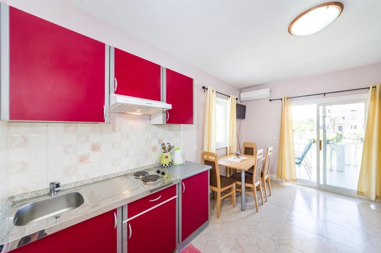 Apartments With A Parking Space Zaton, Zadar - 15000 扎顿 客房 照片